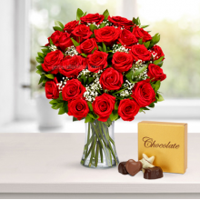 50 Red Roses With Vase Free Chocolate